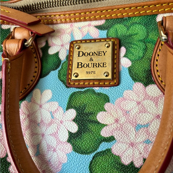 Dooney & Bourke Purse Hydrangea floral satchel crossbody leather - Picture 2 of 12
